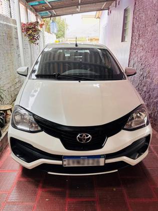 TOYOTA ETIOS 1.5 X PLUS 16V FLEX 4P MANUAL TOYOTA ETIOS 1.5 X PLUS 16V FLEX 4P MANUAL